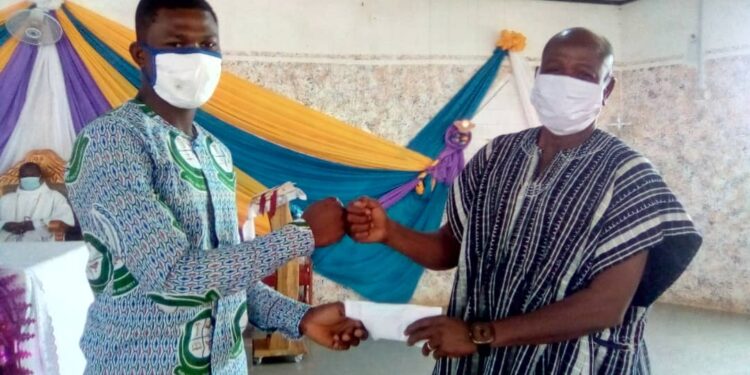 CATHOLIC STUDENT NURSES GIVES SUPPORT TO THE POOR AND UNDERPRIVILEGED IN BOLE.