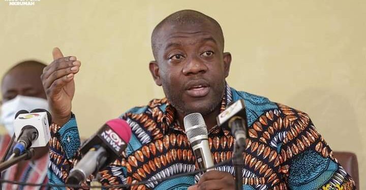 Don’t rush to publish stories that will tarnish the image of your Region, promote your Region – Information Minister to Savannah Media personnel