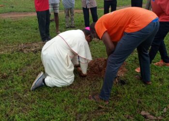 DAMONGO BISHOP LAUNCHES TREE PLANTING AS CATHOLIC CHURCH CELEBRATES ARBOR WEEK