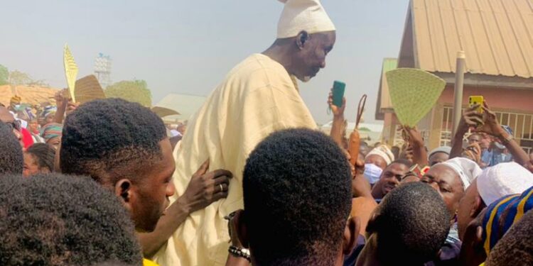 Wasipe traditional area installs new Yazoriwura Adam Takora