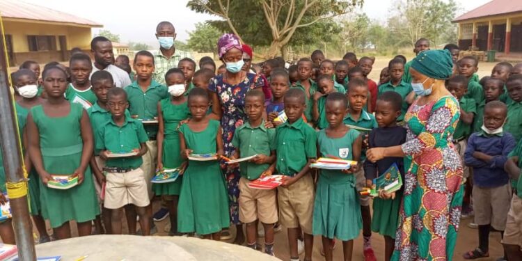 St. Anne’s Cathedral School awards best performing pupils with learning materials