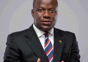 Abu Jinapor supports 200 Tertiary students in the Damongo Constituency with Ghc 100,000