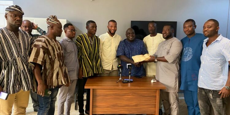 Bole Youth for JM Movement 2024 donates GHc20,000 to Mahama’s presidential primaries campaign