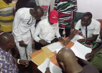 Mammoth crowd of NDC delegates & supporters accompany Lawyer Baba Zankawah to file his nomination forms.