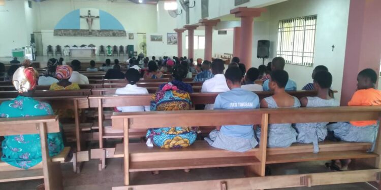 Christians Urged to Eschew Corruption.