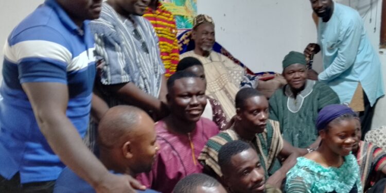 Yagbonwura BiiKunuto I blesses KAGA foundation officials and urge them to continue with good works.