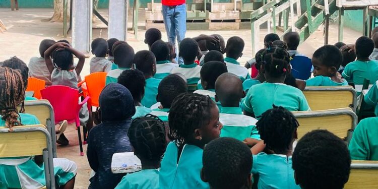 Workshop by Ave Hope, Cactus Theatre and Munster Diocese Empowers Young Writers and Speakers.