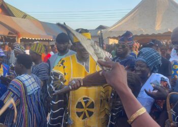 Professor Kalamonia Mobbed by Chiefs, Queen Mothers, and Youth at Wasipewura Damba Festival