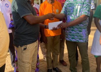 Abu Jinapor Donates $10,000 to St. Anne’s Catholic Hospital for X-ray Machine Repairs.