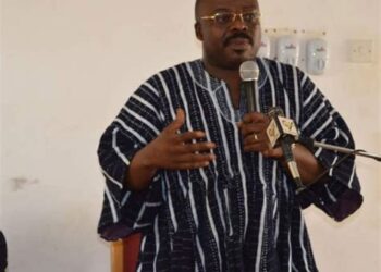 DR. CALLISTUS MAHAMA HAS NO FAMILIAL RELATIONSHIP WITH  JOHN DRAMANI MAHAMA