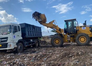 West Gonja Municipal Assembly Clears Heaps of Refuse at Galamsey Station and 7.7 Junction