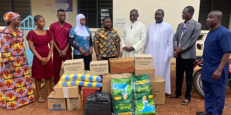 Damongo Catholic Diocesan Health Directorate Donates Relief Items to Tuna Good Shepherd Clinic