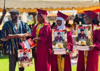 Parents, guardians hail Daboya/Mankarigu MP for educational support to students