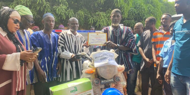 Adam  Abutu Crowned Overall Best Farmer at 41st Farmers Day in West Gonja.